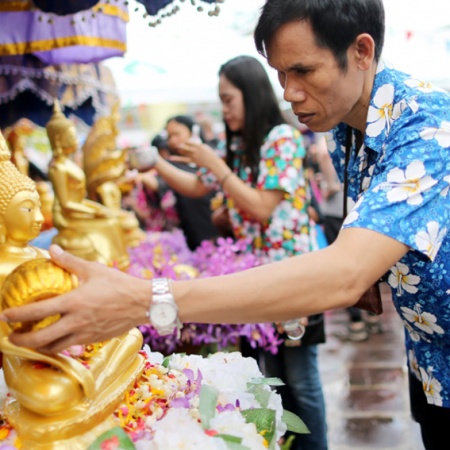 Songkran 2019 a 5-Day Weekend